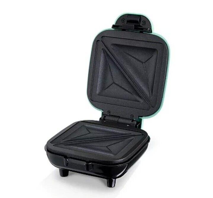 Compact Pocket Electric Sandwich Maker 2