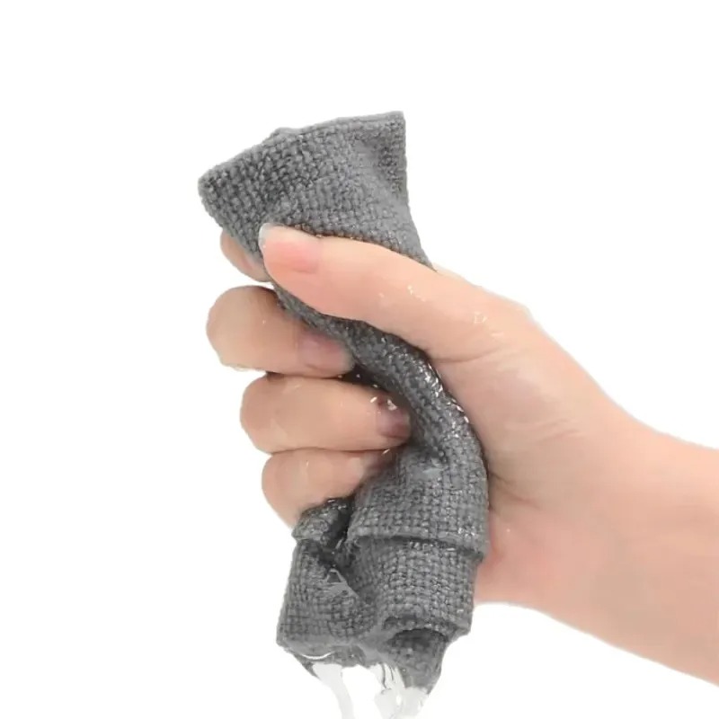 Microfiber Cleaning Cloth Roll 3