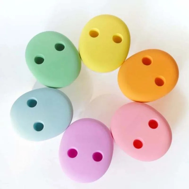 Snack Bowl with Fun Finger Grab Lid 3